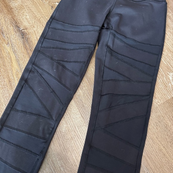 Lululemon Wunder Under Pant (Hi-Rise) *Tech Mesh 28" - Picture 6 of 9